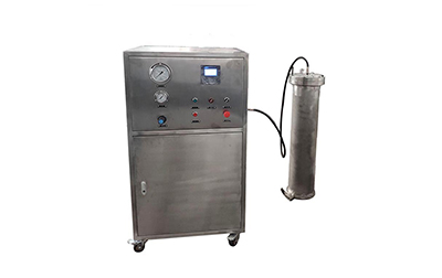 深海水壓試驗機1.jpg